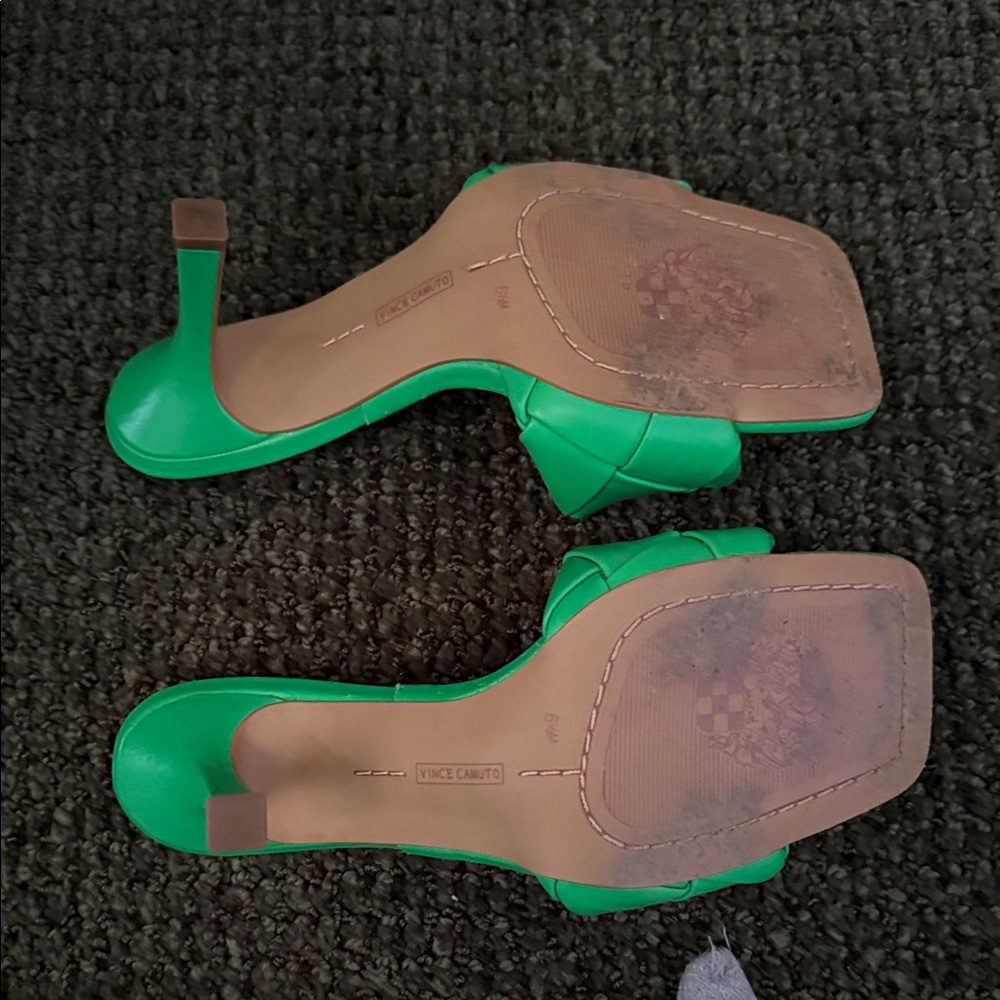 Vince Camuto Emerald Woven Slide Sandals - Picture 3 of 4